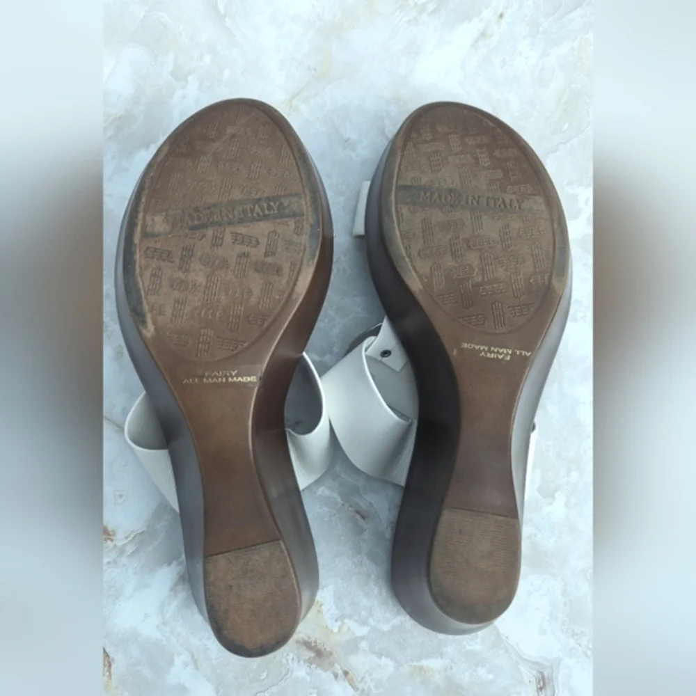 Contessa Wedge Sandals made in Italy Size 6M